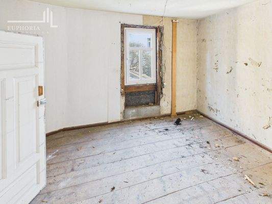 Hinterhaus_1.OG_Zimmer