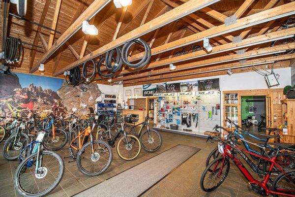 Eingangsbereich_Verkaufsraum