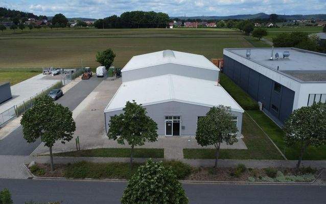 Verbundene Werkhalle 