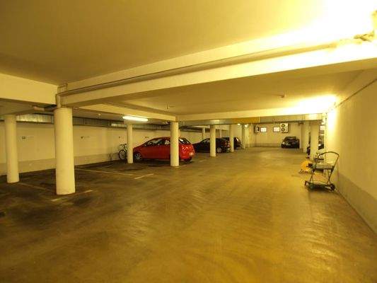 Tiefgarage Bild 1