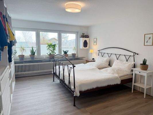 Gemütliches Schlafzimmer ...