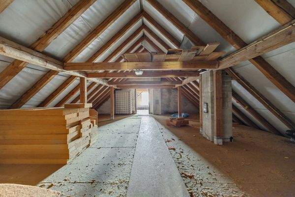 Gedämmte Geschossdecke im Dach