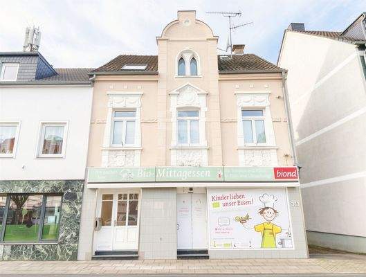 Straßenansicht - (KI generiert)