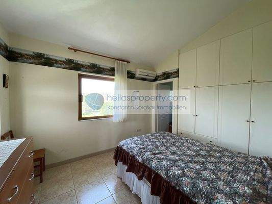 a3fa803f9cce433e986f37223c315259-original