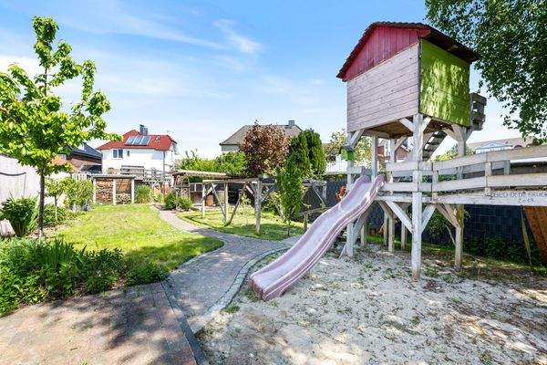 Hauseigener Spielplatz