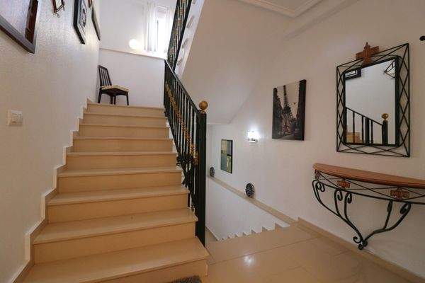 re-sale-detached-villa-algorfa-lomas-de-la-juliana