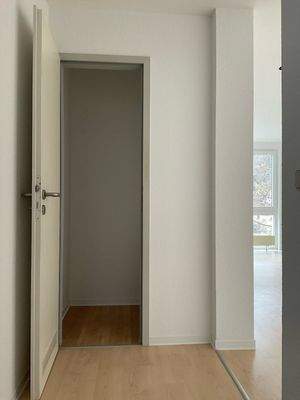 Zwischenflur mit Abstellkammer