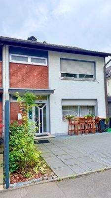 29-Außenansicht Eingang.jpeg