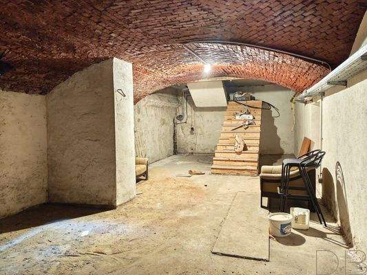 Gewölbekeller (Aufgang verschlossen)