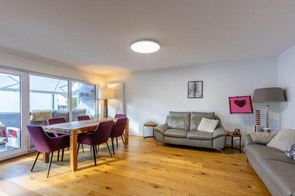 lichtdurchflutetes Wohnen / Essen