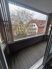 Balkonblick auf Häuserreihe