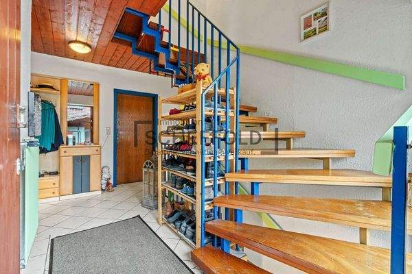 Treppenaufgang ins Dachgeschoss