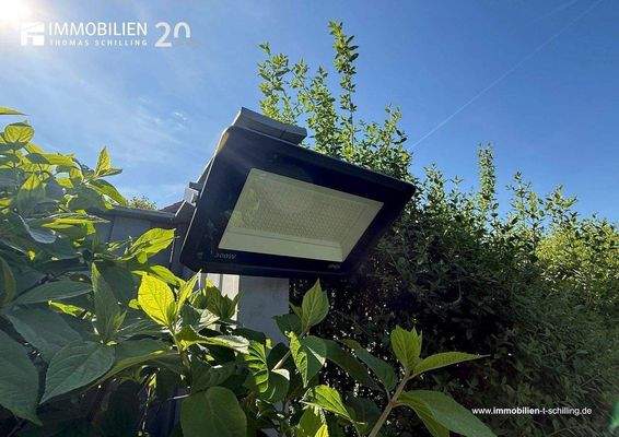 EFH2549 • LED Strahler im  Garten