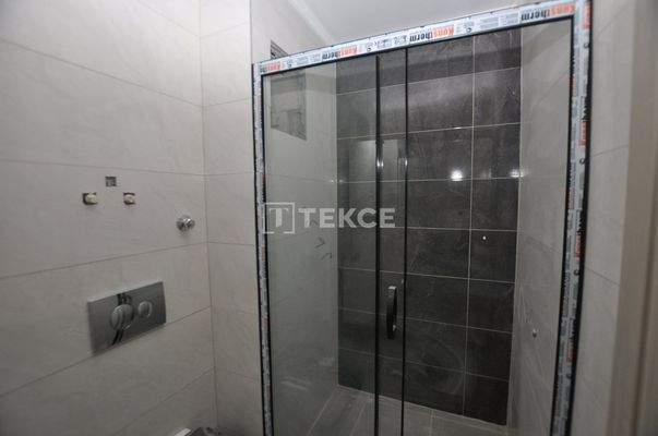 Seaview Apartments Close to Centre in a Complex in Alanya