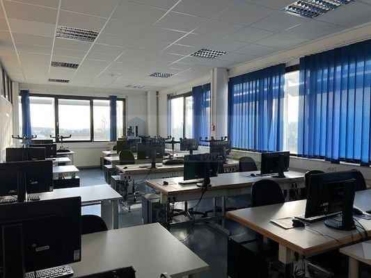 Helle und großzügige Büroflächen