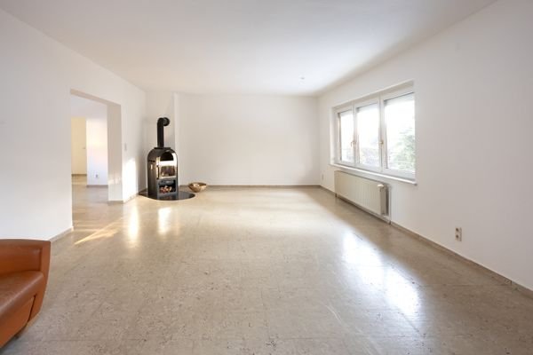 Wohnzimmer mit Kamin
