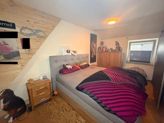 Schlafzimmer 1.OG