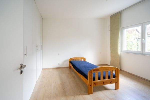 Schlafzimmer DG