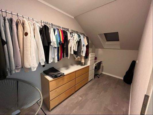 Ankleidezimmer Kinderzimmer 2