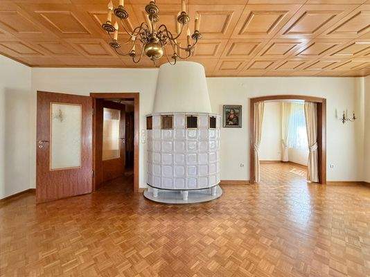 Wohnzimmer, Kachelofen