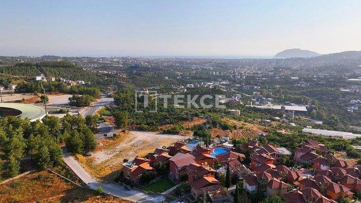 Stylish Villa in a Peaceful Location in Oba Alanya