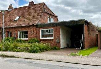 Haus mit Carport