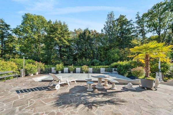 Terrassenbereich mit Pool (3x4m)