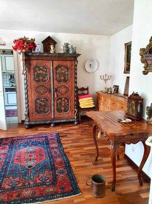 Wohnzimmer mit Blick in die Kueche