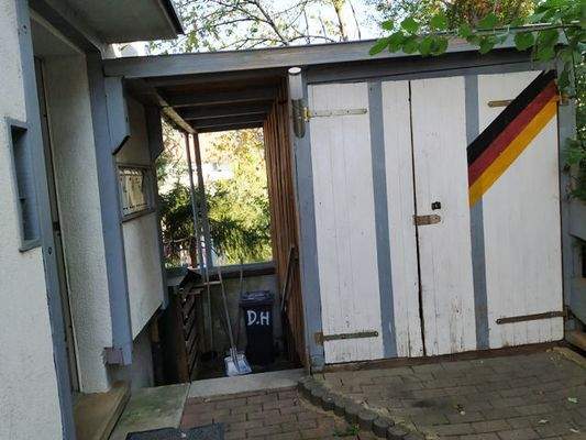 OG_Badezimmer mit Wanne und WC