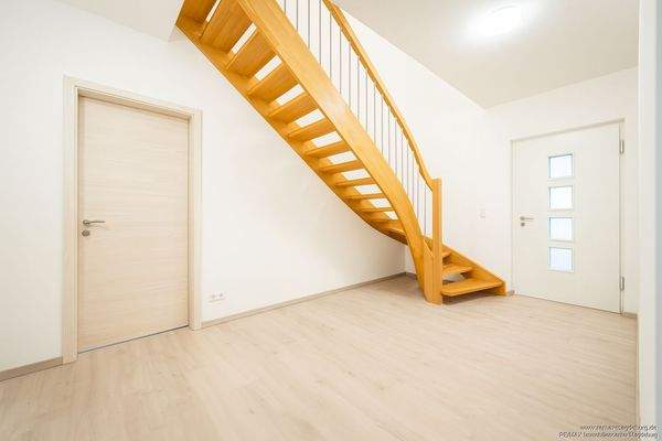 Eingangsbereich KI unterstützt