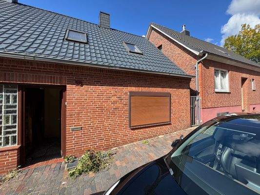 Außenansicht Rollläden.JPG