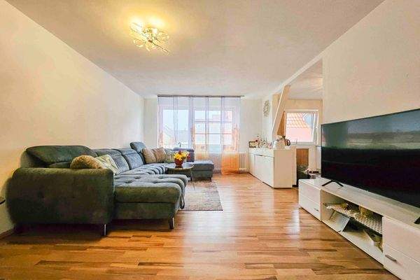 2 Z-Wohnung Wohnzimmer OG_