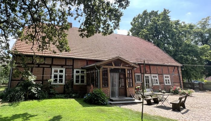 Hof vorm Haupthaus