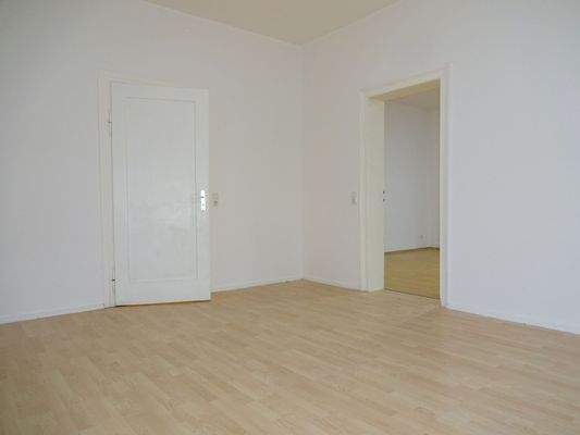 Türen schließen sich EG