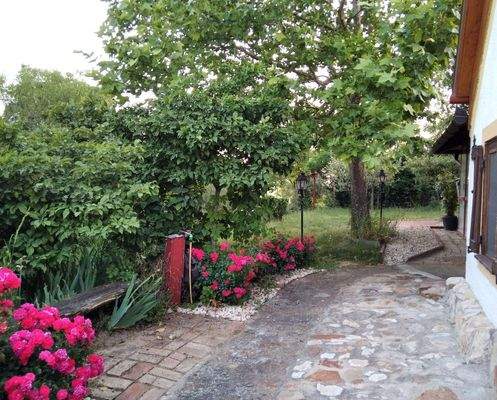 Weg zur Sommerküche