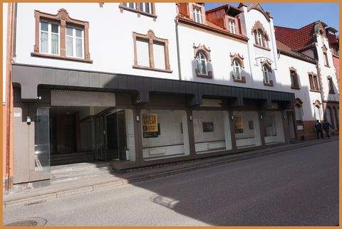 Zell am Harmersbach Ladenlokale, Ladenflächen 