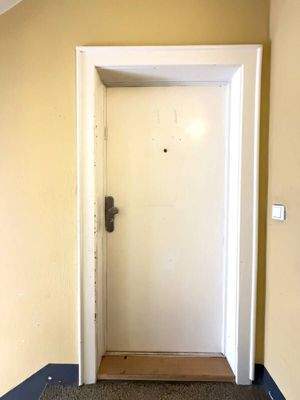 Wohnungseingangstür EG - Bahnhofstraße 14