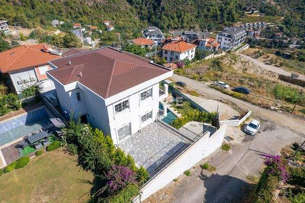 Stunning City and Sea View Villa in Alanya Turkey