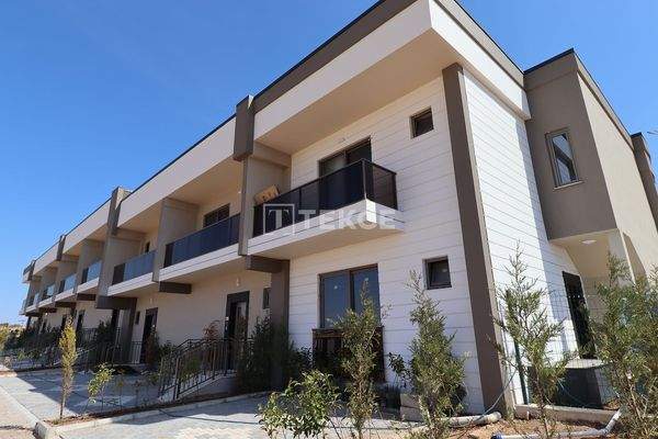 1, 2, and 3-Bedroom Duplex Apartments in Antalya Altıntaş