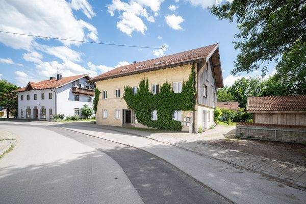 Hausansicht von der Straße