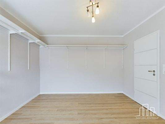 CAM02839G0-PR0140-STILL018