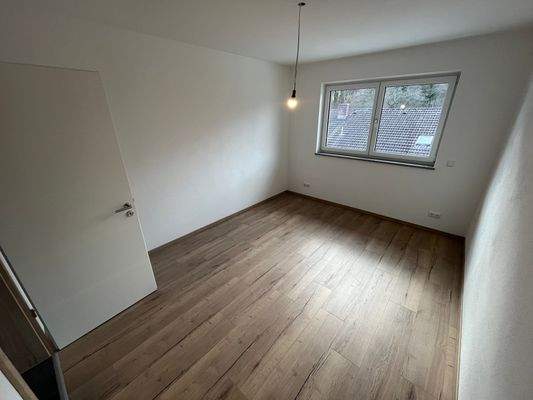 Schlafzimmer 2 (2).jpeg