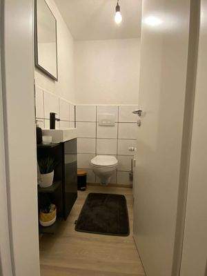 Gäste-WC Whg. EG 100 m²