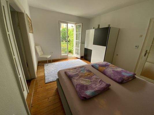 Zimmer III mit Zugang Terrasse