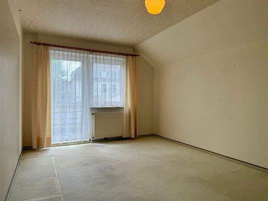 Büro mit Balkon (DG)