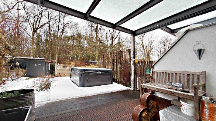 Süd-Terrasse - Garten