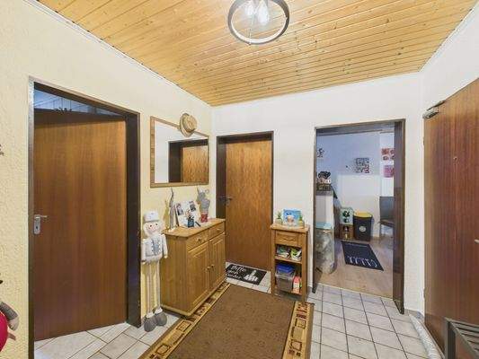 CAM01223G0-PR0177-STILL039