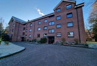 Gebäudeansicht 1.jpg