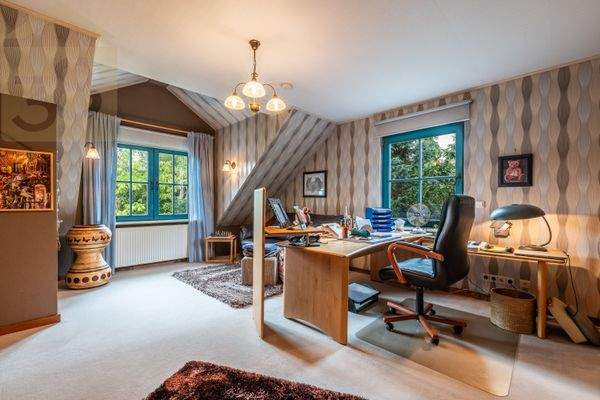 Schlaf- Arbeitszimmer OG