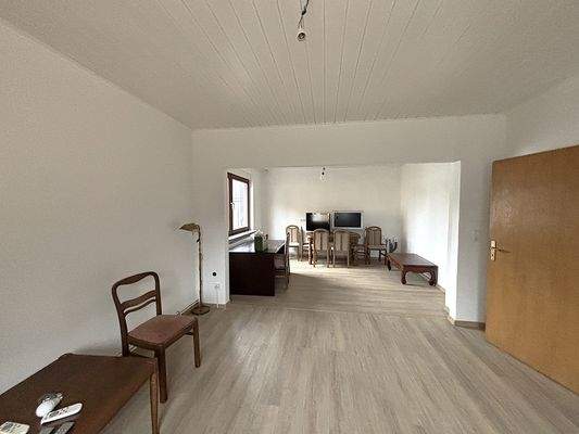 Wohn- und Essbereich EG 